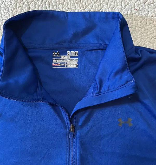 Under Armour Semi-Fitted Heat Gear 1/4 Zip - Image 2