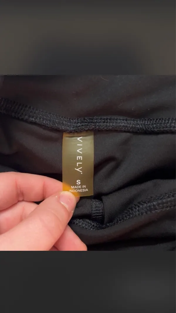 vively skort Black - Image 4