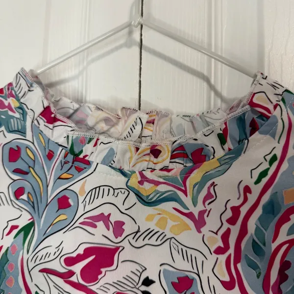 Floral Paisley Pattern Blouse Puff Short Sleeves Ruffled Detail Medium - Image 5