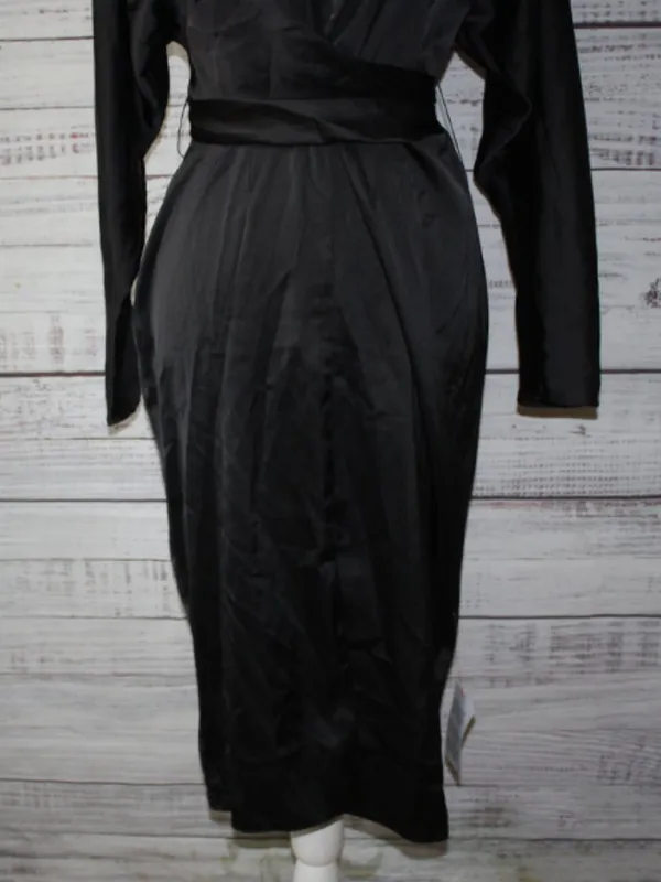 NWT ASOS DESIGN satin midi black dress with batwing sleeve and wrap waist Size 6 - Image 4