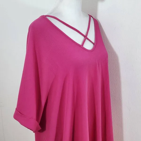 Sami & Jo Hot Pink Short Sleeve Blouse Size 1X Pink Blouse with Strappy Front - Image 5