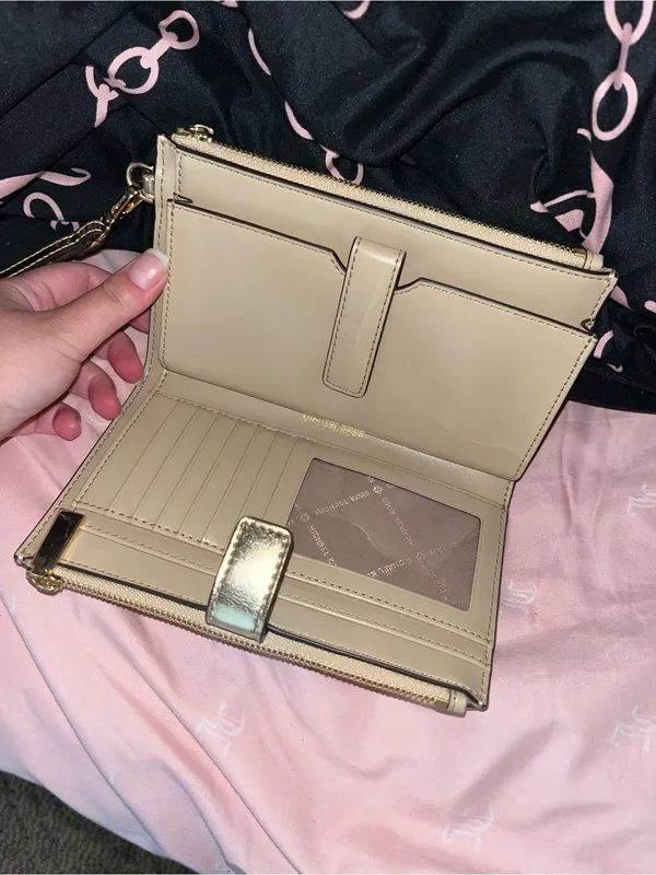 Michael Kors Logo Wristlet Wallet - Image 7