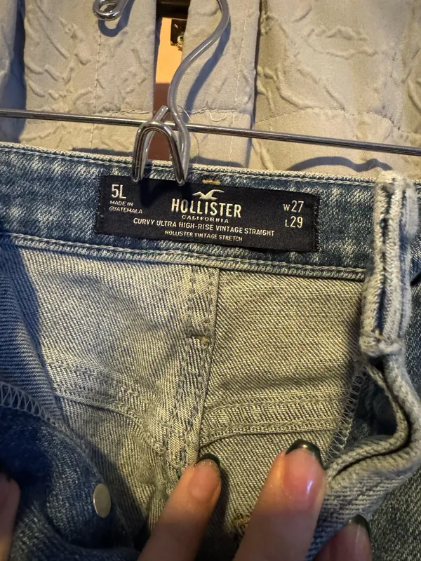 Hollister Jeans - Image 3