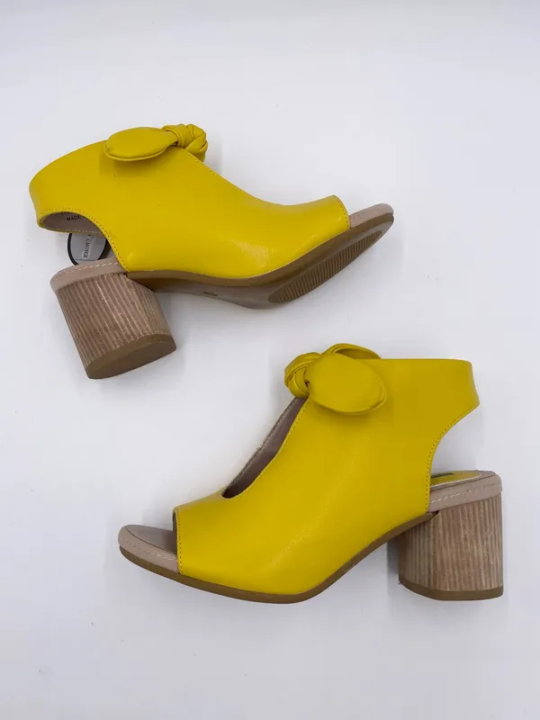 NEW Good Choice Kimora Sandal Heels Size 6 Bright Yellow Faux Leather Bow Detail - Image 11