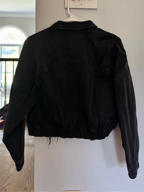 Black Cropped Jean Jacket Size M - Image 2