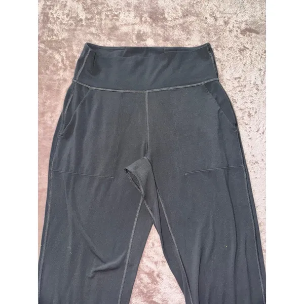 Lululemon Women's Pant High-Rise With Pockets‎ Dark Gray Size 6 - Image 2