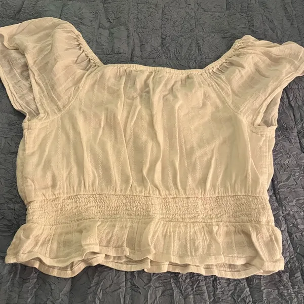 American Eagle White Eyelet top size medium - Image 3