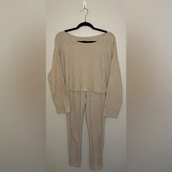 SHEIN Drop Shoulder Ribbed Knit Top & Pants Set, Khaki, Size XS, EUC - Image 4