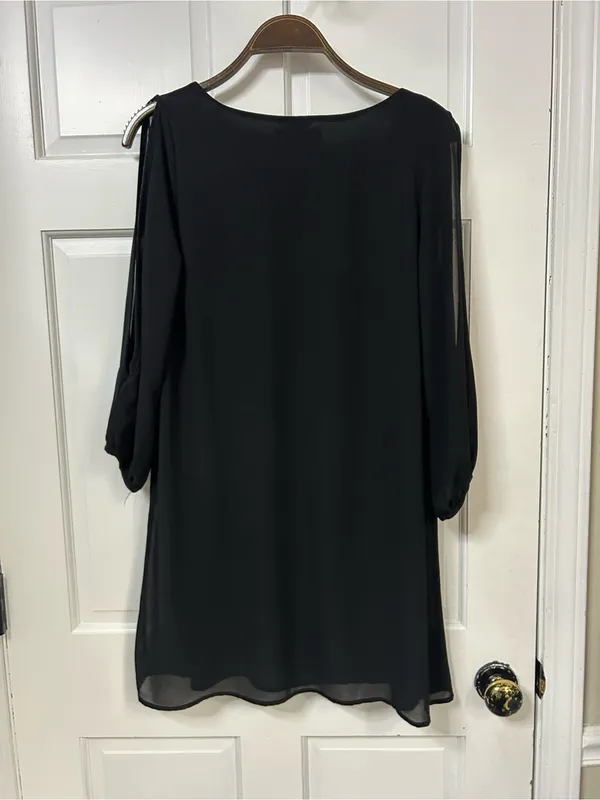 Lulu's Black Chiffon V-Neck Cold-Shoulder Tunic - Image 4
