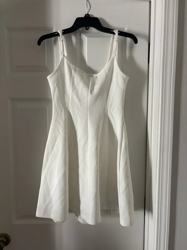 White Athletic Dress Size XS - Image 2