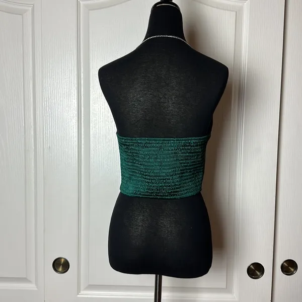EMERALD GREEN DRAPE FRONT CHAIN HALTER BLOUSE - Image 2