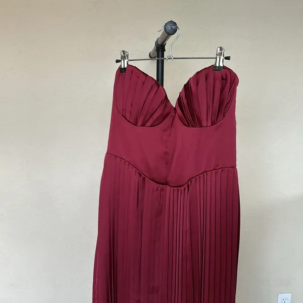 House of CB‎ XL A-C 'Marcella' Berry pleated georgette maxi dress NWOT - Image 6