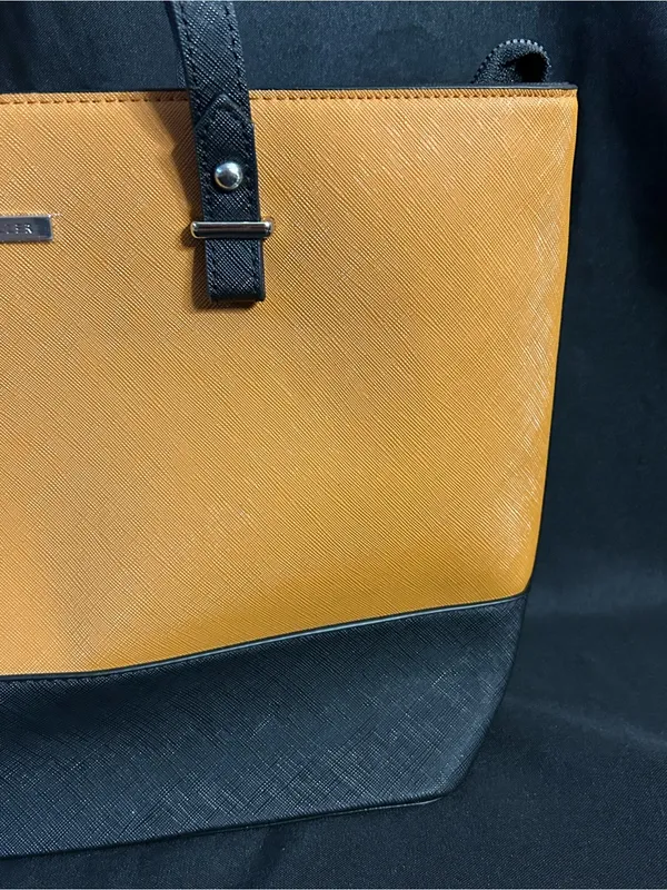 Amy Miller Women’s Two-Tone Orange & Black Tote Bag Purse NWT - Image 3