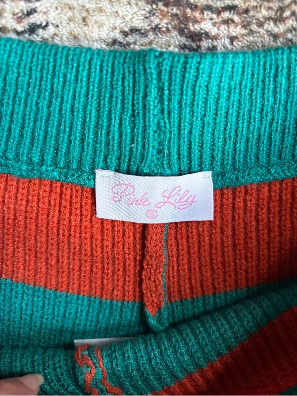Pink Lily Sweater shorts set Green - Image 2