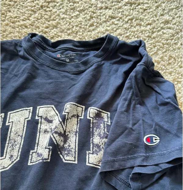 Champion T-shirt - Image 3
