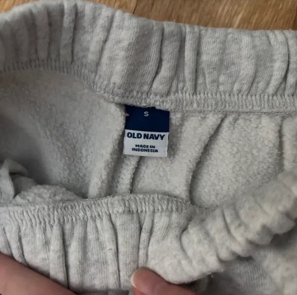 Old Navy Sweatpants - Image 4