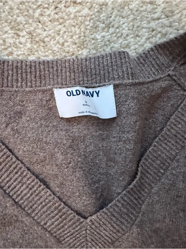Old Navy V neck sweater - Image 2