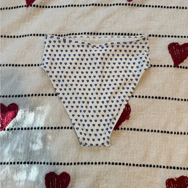 Roller Rabbit White and Blue Heart Pattern Bikini Bottoms - Image 5