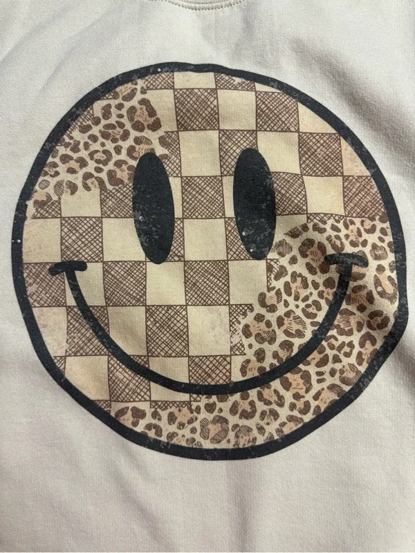Gildan Tan Sweatshirt with Brown Checkered & Leopard Smiley Graphic - Image 5