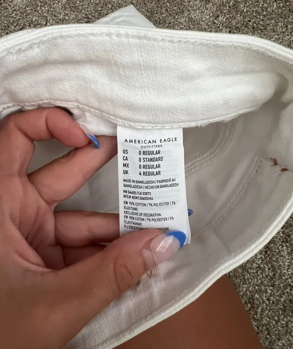 American Eagle White Jean Skirt 0 - Image 3