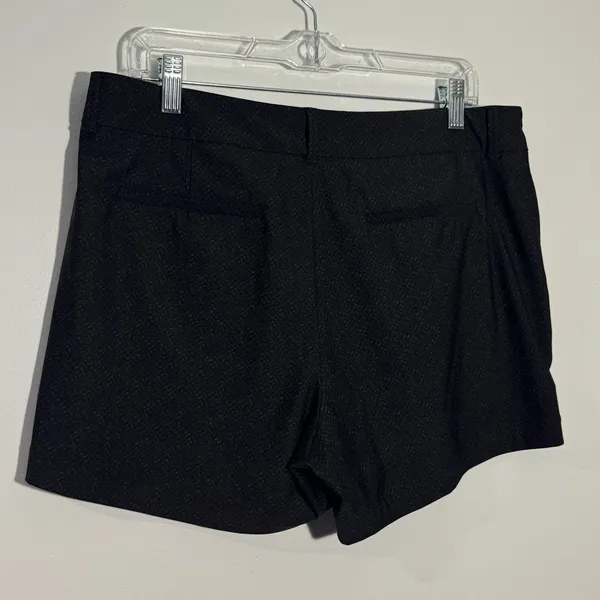 NEW Women's Spanx Sunshine UPF 50+ Shorts In Black & Gray Size‎ Large - Image 4