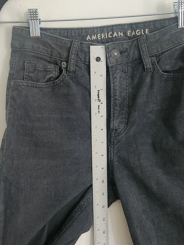 American Eagle Dusty Green Mom Straight Corduroy Jeans Size 4 - Image 8