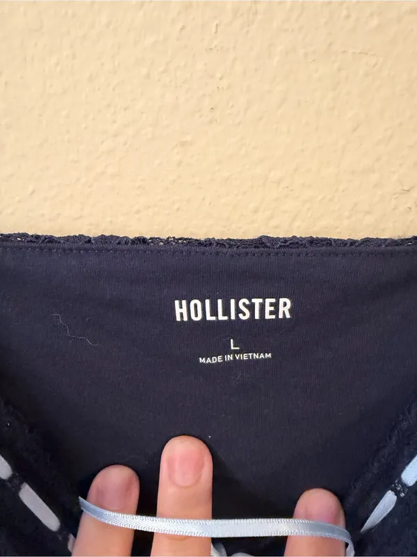 Hollister Navy Lace Cami with Contrast Bow - Image 3