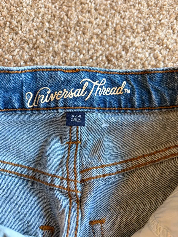 Universal Threads Jeans Vintage - Image 3