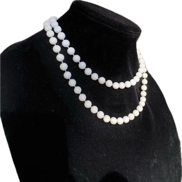 Tahari Beaded Necklace set in White and Tan/peach 36” freestyle - Image 3
