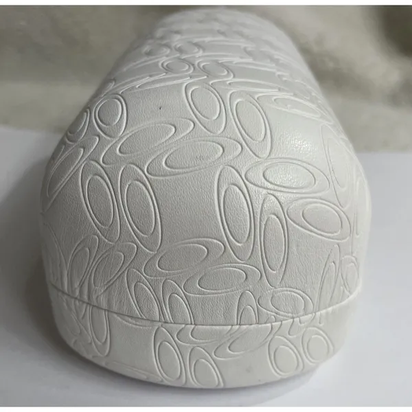 Oakley Authentic White Hard Clam Shell Logo Sunglasses Case - Image 3