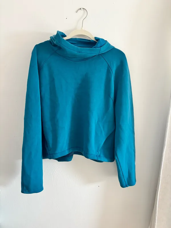 Lululemon Sweatshirt - Image 3