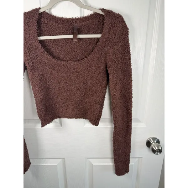 Skims Size S/M Reddish Brown Teddy Bear Sherpa Textured Pullover Crop Top - Image 4