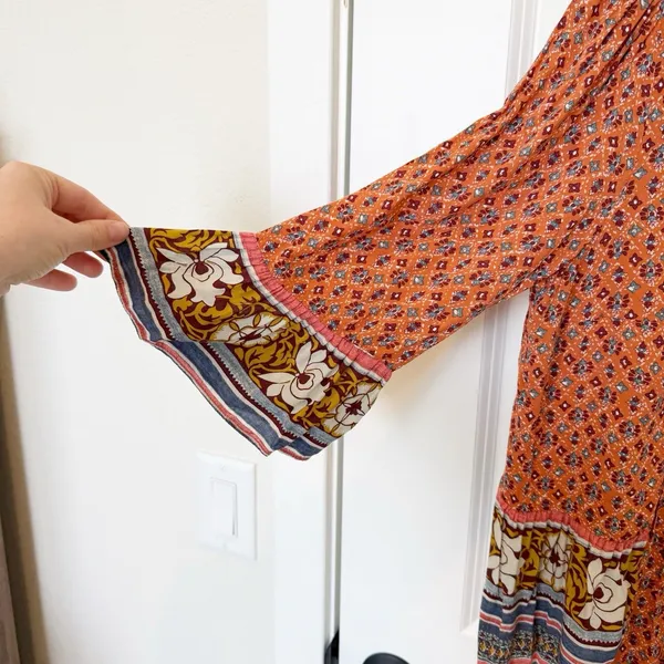 Anthropologie Floral Top Sz 6 Button Front Bell Sleeve Boho Indie‎ Festival - Image 3