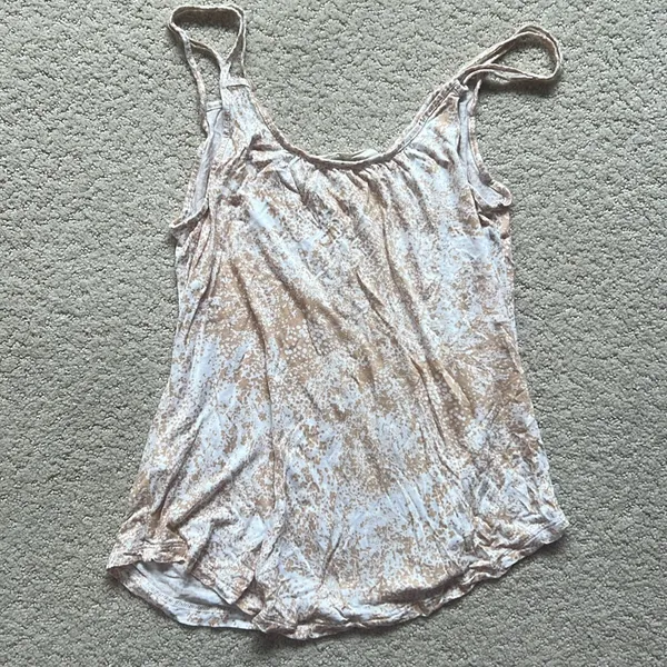 Stylish Women's Tan and White Top Size XS - Image 3