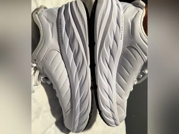 Hoka Bondi SR White Women's Plush Cushion Running Sneakers size 8.5 - Image 5