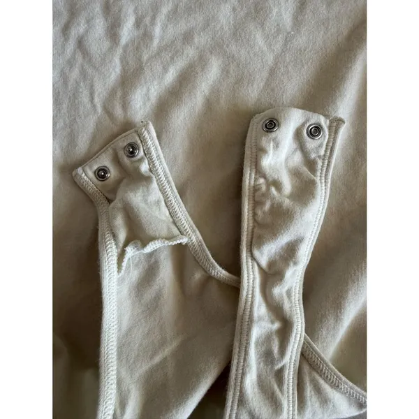 SKIMS T-Shirt Bodysuit Beige Small EUC - Image 7