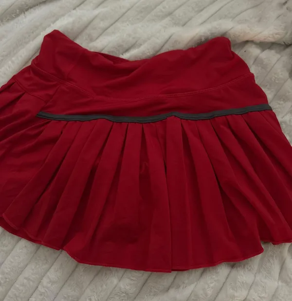Red Amazon Tennis Skirt - Image 2