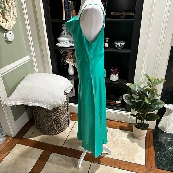 Forever 21 Green Satin Cowl‑Neck Dress – Size Medium – NWT - Image 5