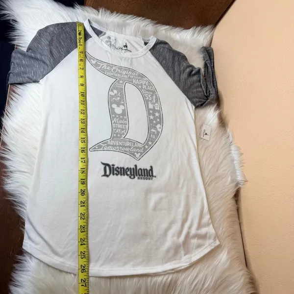 Disney Parks D Signature Raglan Baseball Tee Mickey Mouse Top Size Small - Image 8