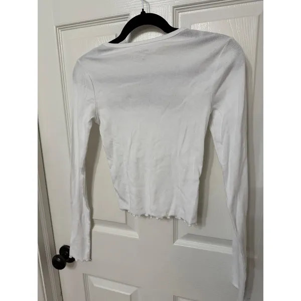 Hollister White Ribbed Embroidered Rose Logo Long‎ Sleeve Baby Tee Crop Top S - Image 5