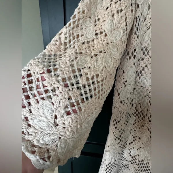 NEW Skies Are Blue NWT Cream Crochet Lined Lace Bell Sleeve Boho Dress ~ Medium - Image 5