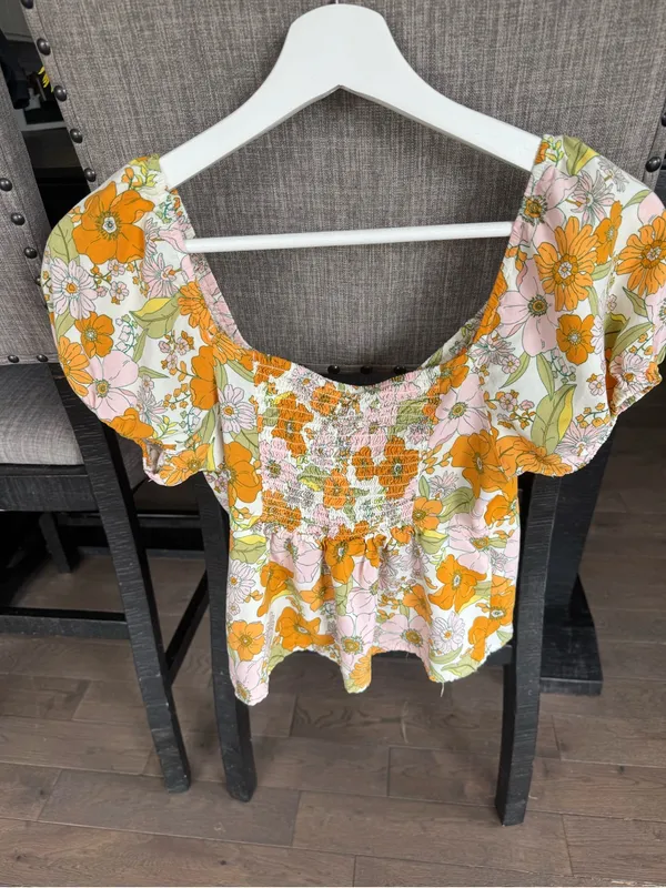 Floral Puff-Sleeve Crop Top - Orange & Pink - Image 2