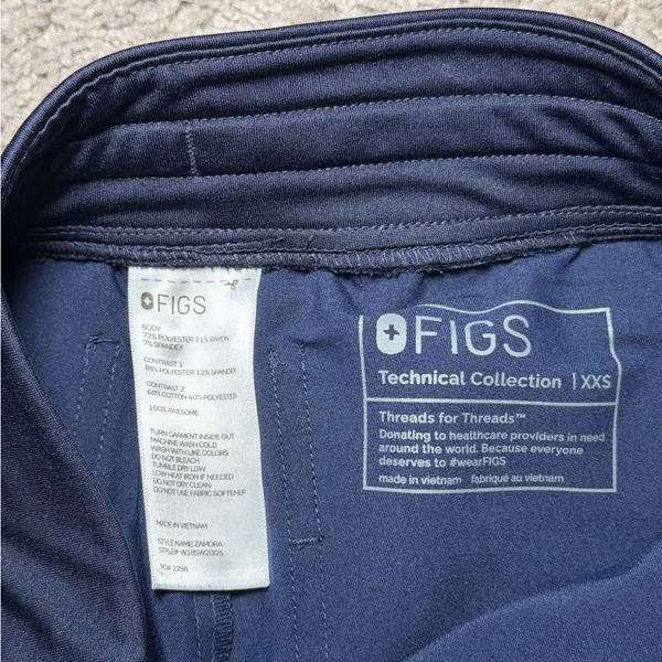 Figs Women’s Navy Zamora Scrub Pants - Image 4