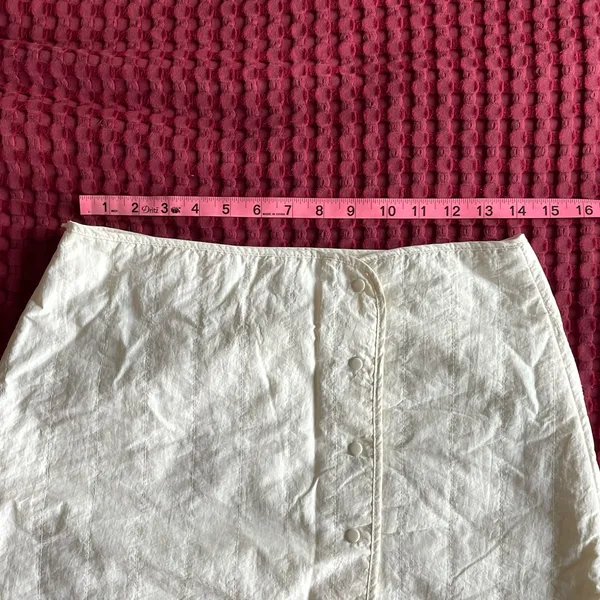 ZARA White Mini Skirt Size M Button Front A-Line 100% Nylon Lightweight - Image 7