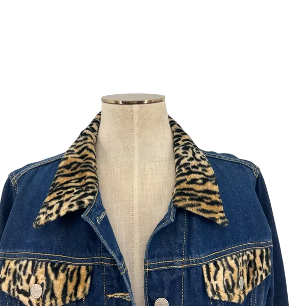Vintage Playboy Leopard Trim Denim‎ Jacket Y2K Cropped Jean Jacket Size Large - Image 2