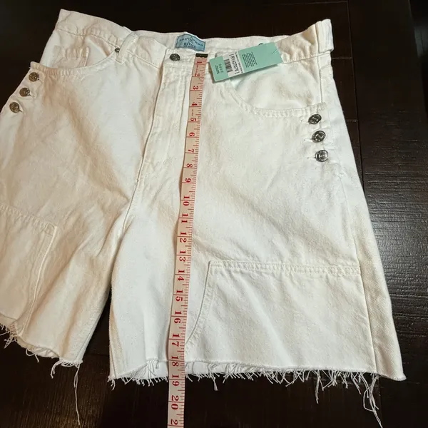 Revice Denim Mason Jort Optical White High Waisted Raw‎ Hem Shorts Size 32 (16) - Image 7