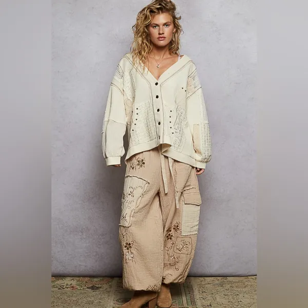 POL Lg Cream Patchwork V-Neck Button Front Cardigan - Image 9