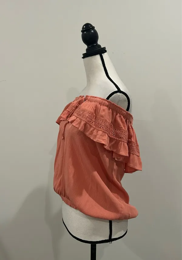 No Boundaries Off The Shoulder Blouse - Image 2