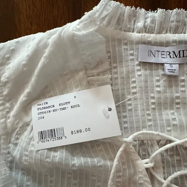 Intermix‎ Florance Flutter Sleeve Blouse NEW With Tags - Size S. - Image 8