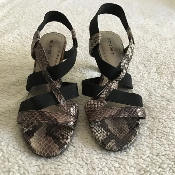 ‎Dress Barn Walda snake skin heels size 6 - Image 2